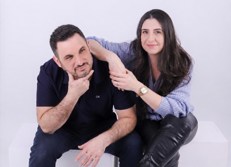 Casal de Jundiaí aposta em inteligência artificial para criar conteúdo educativo voltado ao público infantil